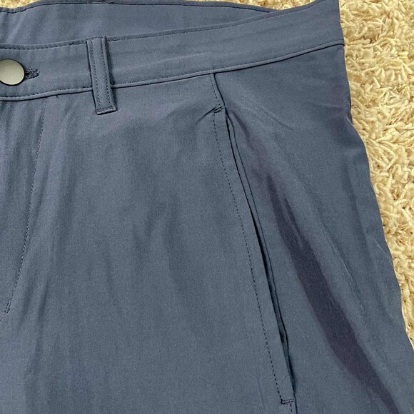 Legendary Outfitters Men’s Cargo Tech Shorts Navy, Size 36 (New) - Picture 6 of 12
